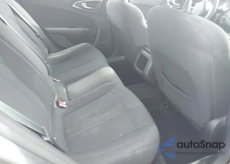 2015 Chrysler 200 Limited из США, поврежденный, VIN 1C3CCCABXFN576734